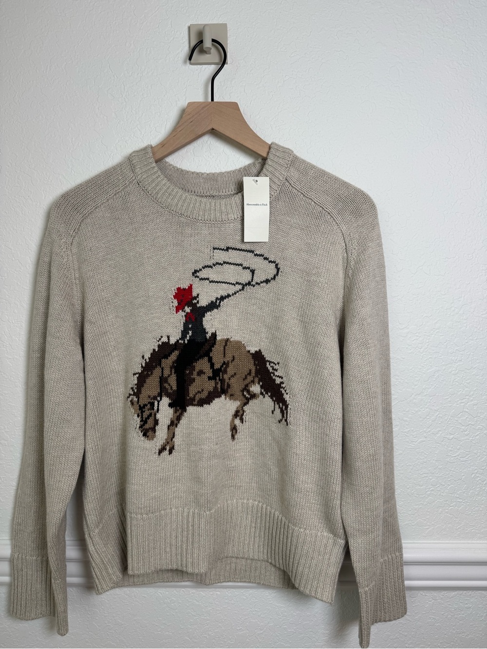 NWT Abercrombie & Fitch Neutral Cowboy Western Graphic Sweater Size S